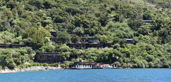 QCS ArthursBay Panorama 03